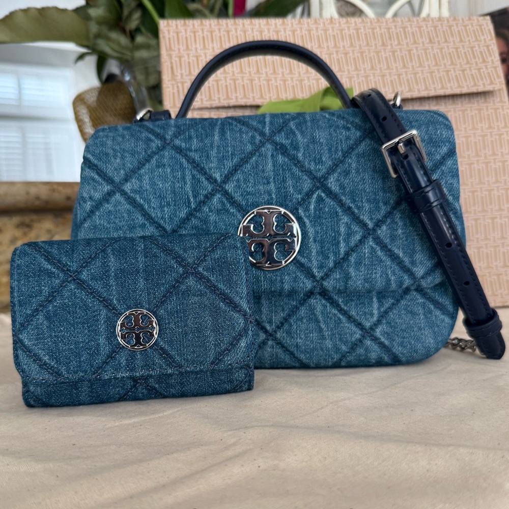 New Tory Burch Denim WILLA DENIM MINI TOP HANDLE BAG & matching cardholder - Picture 1 of 11